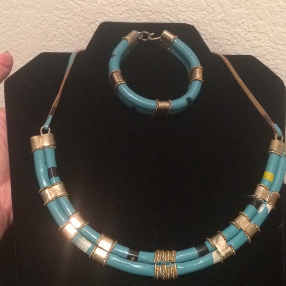 A- Faux Leather Aqua and Navy Blue Adjustable Necklace & bracelet - Picture 2 of 8